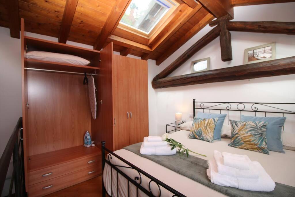 La Casa Del Pittore โกโม ภายนอก รูปภาพ